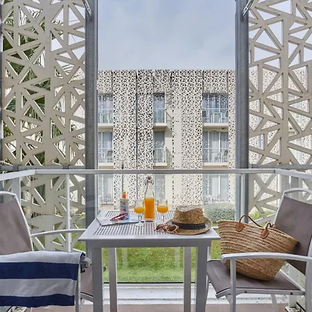 Résidence Prestige Odalys Nakâra 4*